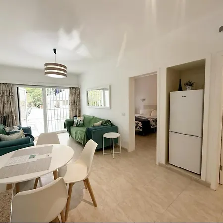 Eureka Big Terrace And Pool 公寓
